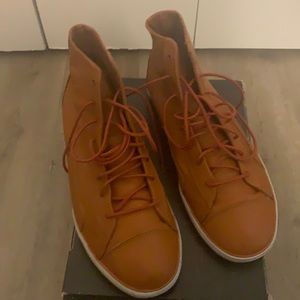 Diamond supply Co. , caramel leather , sz12